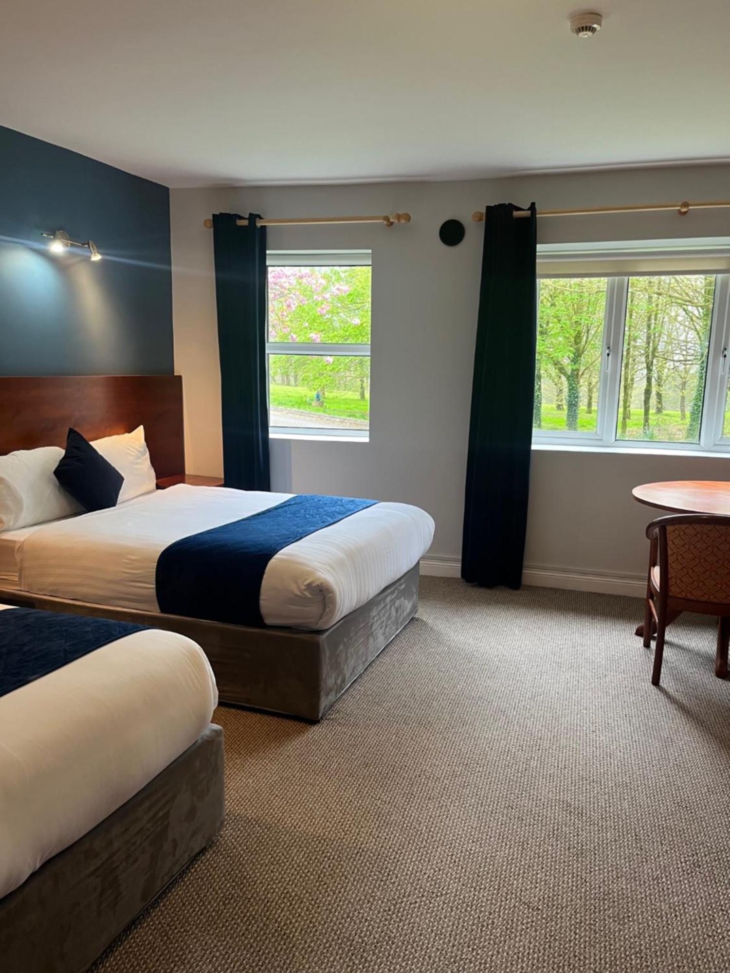 Fernhill Lodge Carrigaline Esterno foto